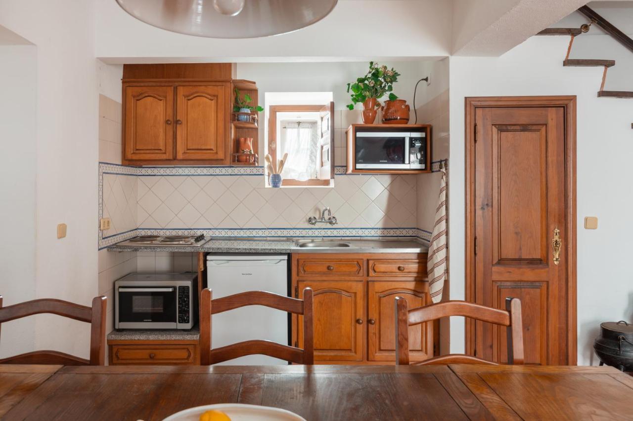 בית הארחה טומאר 	Casa Da Avo Genoveva מראה חיצוני תמונה